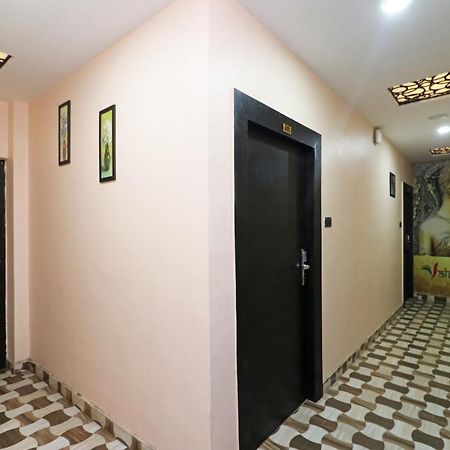 Capital O 8680 Hotel Vaishnavi Inn Hasanganj Экстерьер фото